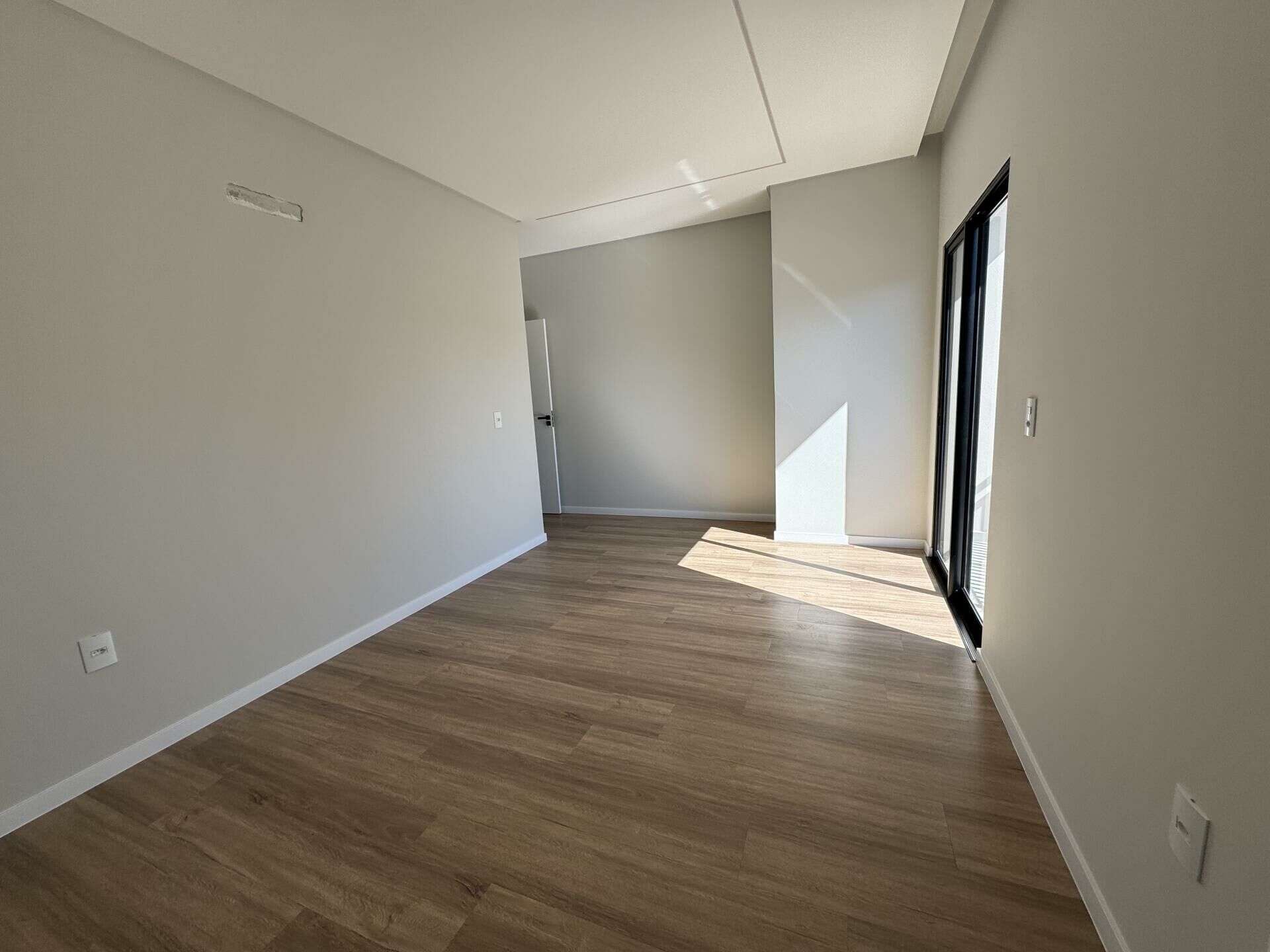 Imagem do Casa geminada alto padrão com piscina e 03 suítes no Bairro Amizade